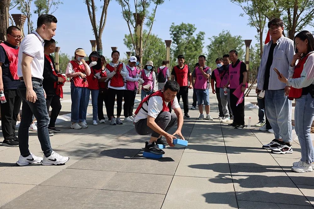 青春激昂 共创辉煌——沧州园博园团建活动 青春激昂 共创辉煌——沧州园博园团建活动